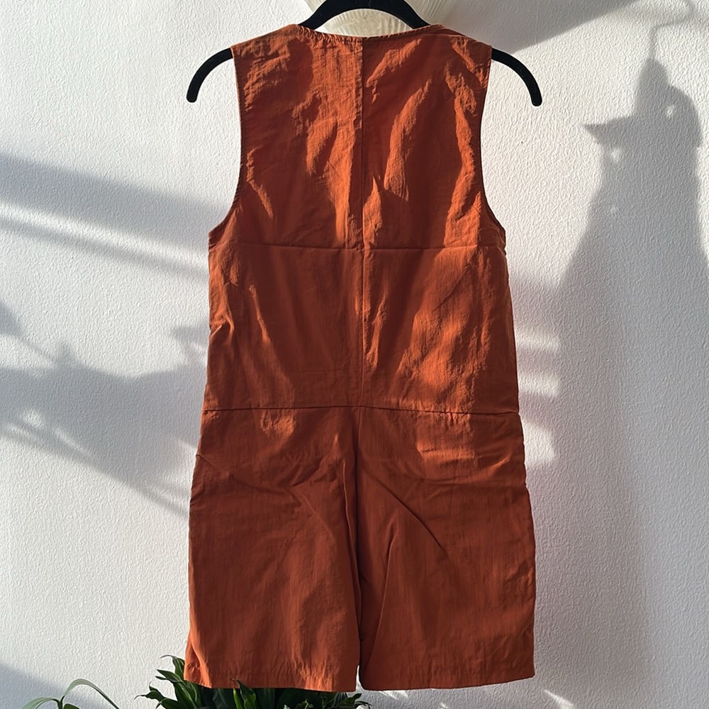 NWOT Nike Icon Clash Romper - Picture 2 of 3